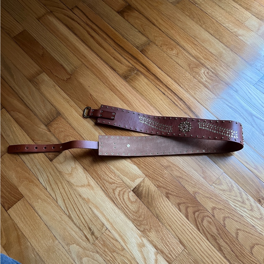 Abercrombie & Fitch Leather belt